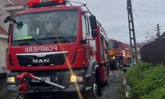 Incendiu în Cluj: bucătărie mistuită de flăcări. Două echipaje de pompieri au intervenit