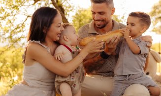 Cum se înțelege Vlăduța Lupău cu soacra? ”Biata de ea...”