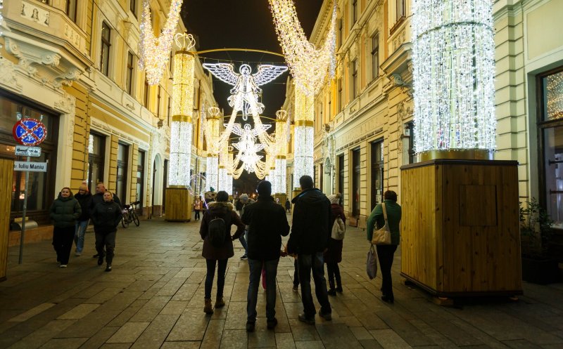 IMAGINI spectaculoase: Cele cinci târguri de Crăciun din Cluj-Napoca aduc magia sărbătorilor de iarnă în oraș