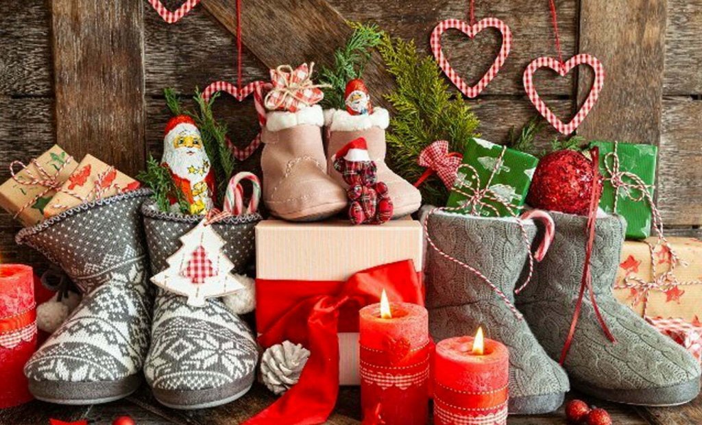 Moș Nicolae 2025. Când se pun cadouri și dulciuri în ghete/ Semnificația nuielușei