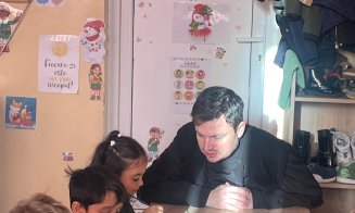 O zi pe care copiii din Vultureni nu o vor uita prea curând: Moș Niculae le-a citit scrisorile și a venit cu cadouri