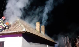 Detalii noi despre incendiul din comuna Sânmărtin: un bărbat a murit. IPJ Cluj:"Ar fi folosit o canistră cu substanță inflamabilă"
