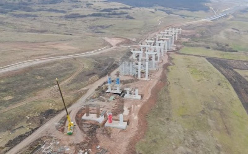 Șantierul Autostrăzii Transilvania: Cum avansează lucrările pe lotul Nădășelu – Mihăiești. NOI imagini