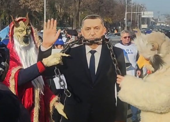 Sindicaliștii din Educație, nou protest în fața Guvernului: „Demnitatea profesorilor nu se negociază”/ Se cere demisia ministrului Daniel David