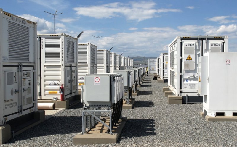 A fost semnat certificatul de edificare a celei mai mari baterii de stocare a energiei din țară. Investiția din Florești e operațională