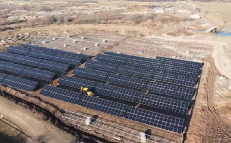 Construcția parcului fotovoltaic din Florești avansează: 3,2 hectare de panouri care vor aduce economii uriașe la energie