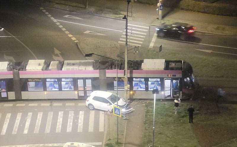 S-a luat la trântă cu tramvaiul la 7 dimineața. La Calvaria, în Mănăștur