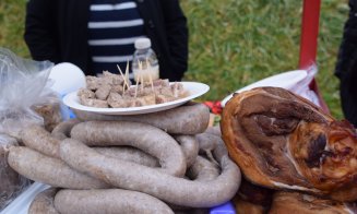 Bunătăți de la producătorii locali, la Târgul de Crăciun din Frata