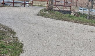 Mai multe drumuri dintr-o comună clujeană, puse la punct de CJ Cluj. Au fost distruse de ploi