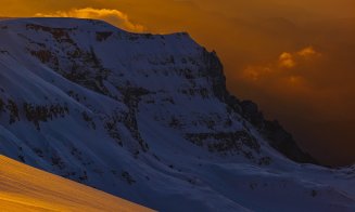 Cerul și pământul... / Apus de soare în seara de Crăciun, de pe Vârvul Omu