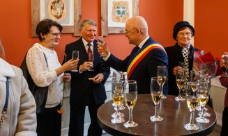 Cuplurile clujene care au sărbătorit "Nunta de Aur", premiate de Primărie. Ce le transmite Emil Boc
