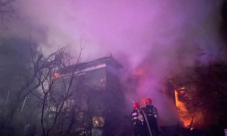 Bărbat găsit carbonizat într-un incendiu la o casă din Cluj. Pompierii au stabilit cauza probabilă a focului