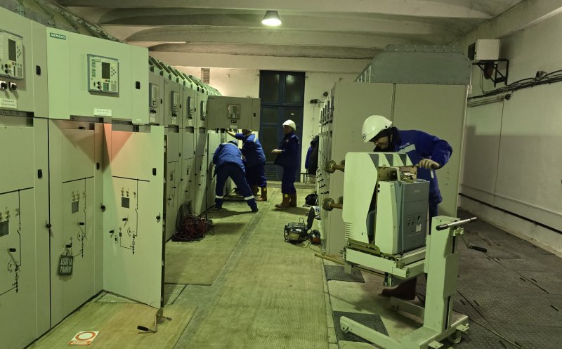 Două comune din Cluj au rămas fără curent electric din cauza unei avarii. Echipele DEER au intervenit de urgență