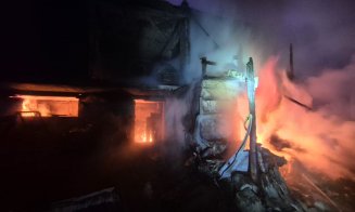 Intervenție de amploare a pompierilor la un incendiu izbucnit într-o gospodărie din comuna Pălatca