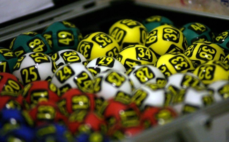 Anul începe cu noroc pentru un clujean. Ce sumă a câștigat la Loto chiar de Revelion