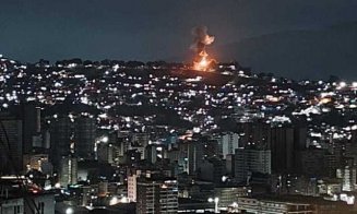 STARE DE URGENȚĂ după explozii puternice în capitala Venezuelei / Trump: Liderul venezuelean și soția sa, capturați și scoși din țară pe calea aerului