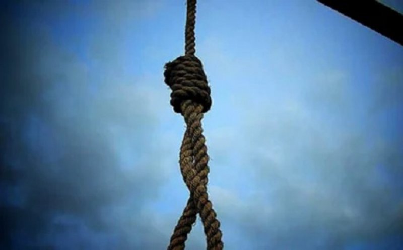 Bărbat găsit spânzurat după ce a trimis mesaje apropiaților că se va întâmpla ceva rău