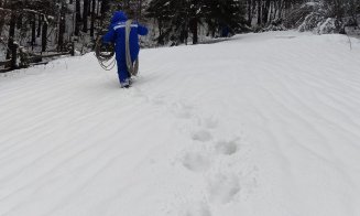 Eroii din noapte care reaprind lumina! Lupta contra cronometru a echipelor DEER din Munții Apuseni în întuneric, frig și zăpadă