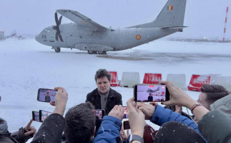 Cât a costat zborul lui Nicușor Dan de la Paris. Acum câțiva ani era de 6 ori mai scump