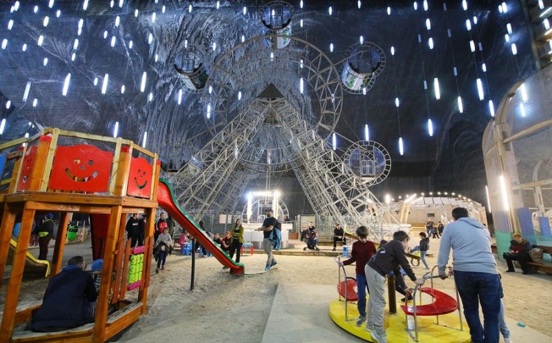 Salina Turda își așteaptă turiștii. Acesta e programul complet pentru începutul de an. Vezi și tarifele de vizitare