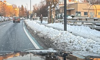 Unde poți sesiza zăpada neridicată în Cluj-Napoca. Primăria: ''Intervențiile sunt în derulare''
