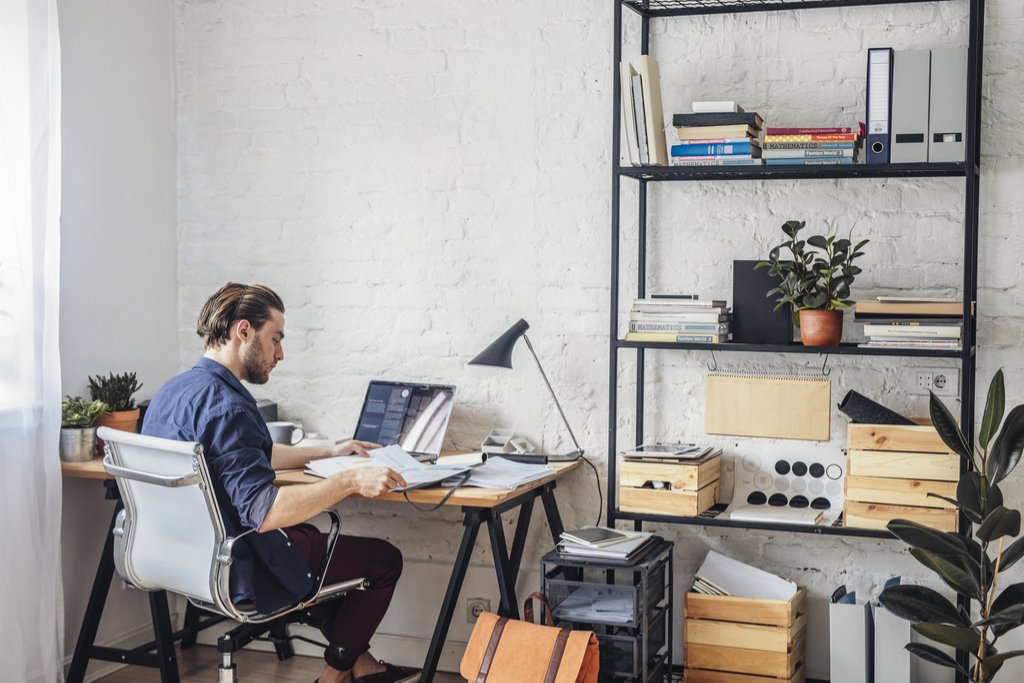 Mii de euro pentru proiecte dezvoltate de tineri! Cine poate candida pentru a obține Premiul Charlemagne în 2026