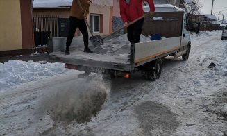Deszăpezire la foc continuu în Turda. Zeci de străzi curățate într-o singură zi