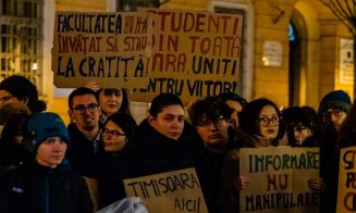Studenții de la UBB Cluj ies în stradă pentru a protesta împotriva majorării taxelor de școlarizare: "Vrem ca educația să fie un drept. Nu un privilegiu!"