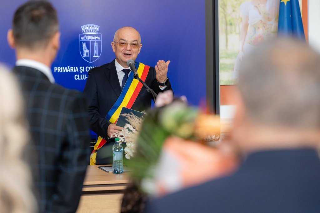 Primarul Emil Boc anunță: „Au reînceput căsătoriile la Cluj-Napoca”