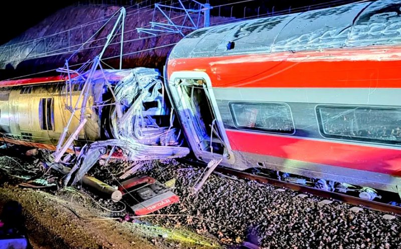 Tragedie feroviară cu zeci de morți și răniți. Bilanțul morților, în continuă creștere