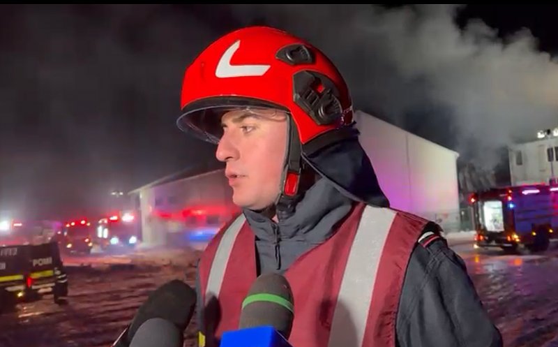 13 ore le-a luat pompierilor să stingă INCENDIUL de la Iclod. S-a intervenit cu roboți