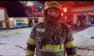 Fotografii din prima linie: Intervenție-maraton de 13 ore a pompierilor clujeni la incendiul devastator din Iclod