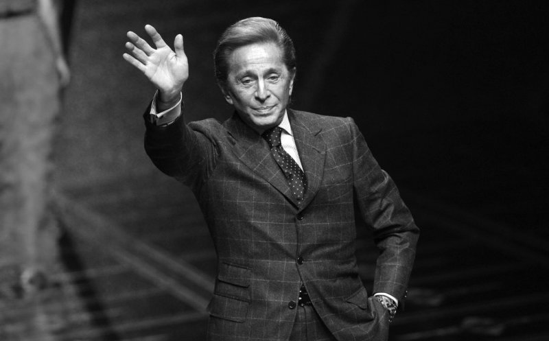 A murit creatorul de modă italian Valentino. Când și unde va fi înmormântat