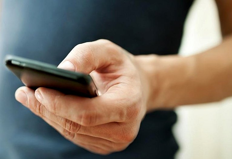 Clujean de 46 de ani, reținut de polițiști pentru șantaj. Persoana vătămată, o tânără de 19 ani