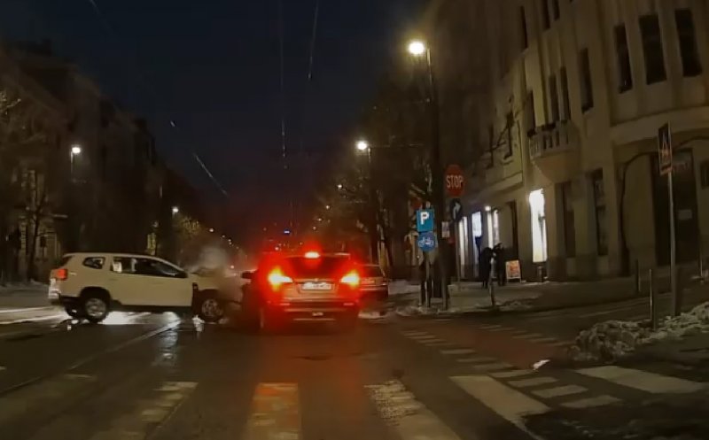 Scene dramatice: camera de bord a unui șofer a surprins accidentul de pe strada Horea din Cluj