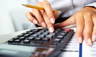 Cauțiune-record cerută de DNA în scandalul de la MAE: fosta contabilă, acuzată că a sifonat 8 milioane de lei, sub control judiciar