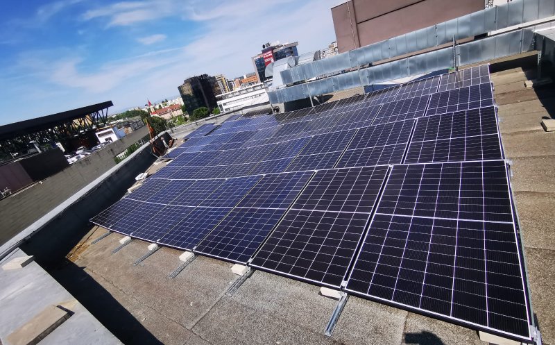 O nouă investiție în domeniul energiei verzi la Cluj. Hotelul Consiliului Județean beneficiază de un sistem fotovoltaic
