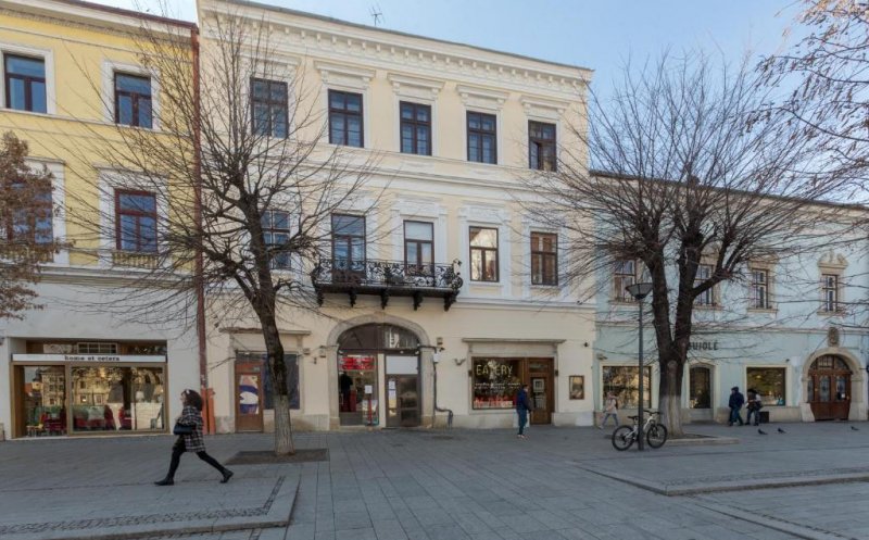 Ce se deschide în locul magazinului Chic Ville din Piața Unirii