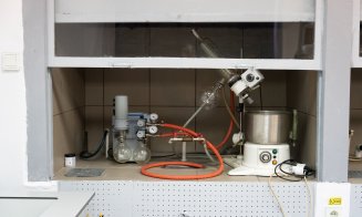 UBB, pas strategic spre educația aplicată. A inaugurat programul dual de Chimie Farmaceutică în parteneriat cu Terapia