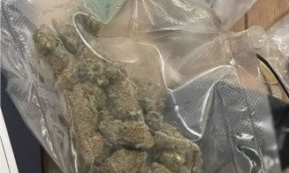 Doi bărbați și o femeie, reținuți pentru trafic de droguri în Cluj. Stupefiantele erau vândute în principal elevilor