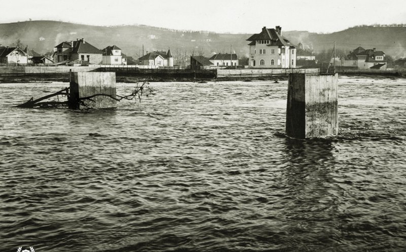 Someșul ieșit din matcă la capătul Parcului Central, 1932