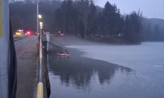 Bărbatul care s-a aruncat în apele barajului Gilău a fost găsit mort după patru ore de căutări. Ce spune ISU Cluj