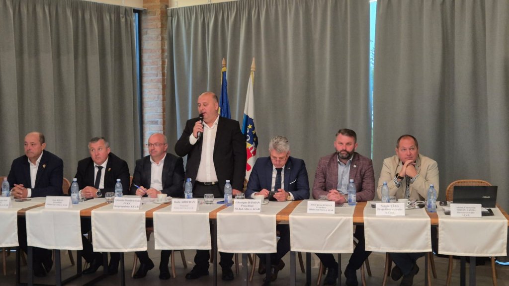 Primarii, față în față cu premierul Bolojan. Președintele ACoR Cluj: „Reforma administrației nu se poate face fără cei din teritoriu”