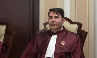 Un judecător de la CCR a intrat în concediu chiar înainte de pronunțarea deciziei privind reforma pensiilor magistraților