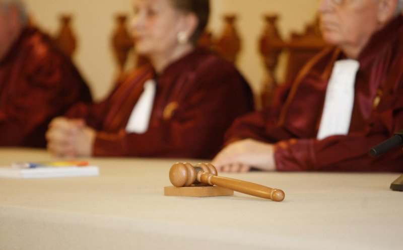 CCR a amânat pentru a cincea oară decizia privind pensiile magistraților
