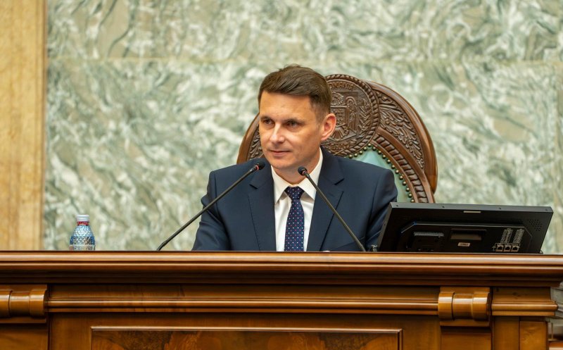 Noi reguli pentru jocurile de noroc, votate de Senat. Mircea Abrudean: „Statul are datoria de a interveni atunci când sănătatea emoțională și viitorul tinerilor sunt puse în pericol”