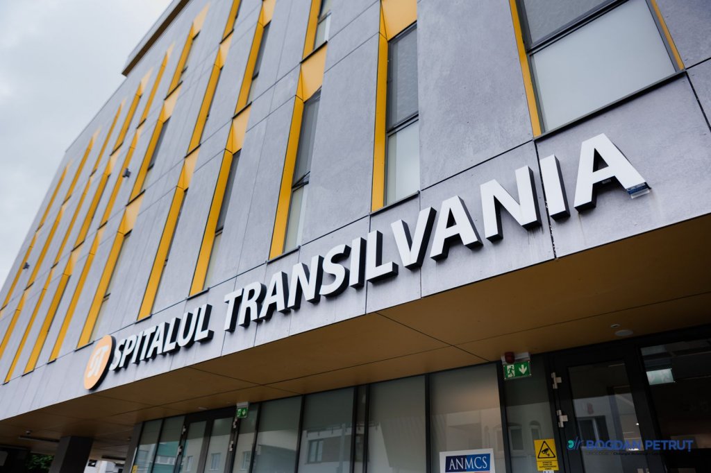 Masterclass de urologie dedicat chirurgiei robotice Da Vinci și tehnicilor HoLEP, la Cluj. Noile tehnici transformă chirurgia radicală și oferă șanse reale la o viață normală
