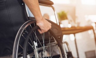 Turda oferă ajutor financiar persoanelor cu dizabilități: Primarul anunță reducerea unor impozite