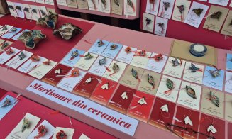 Turul târgurilor de mărțișoare din Cluj-Napoca: De la obiecte lucrate manual, la flori, dulciuri și bucate tradiționale. Ce prețuri sunt