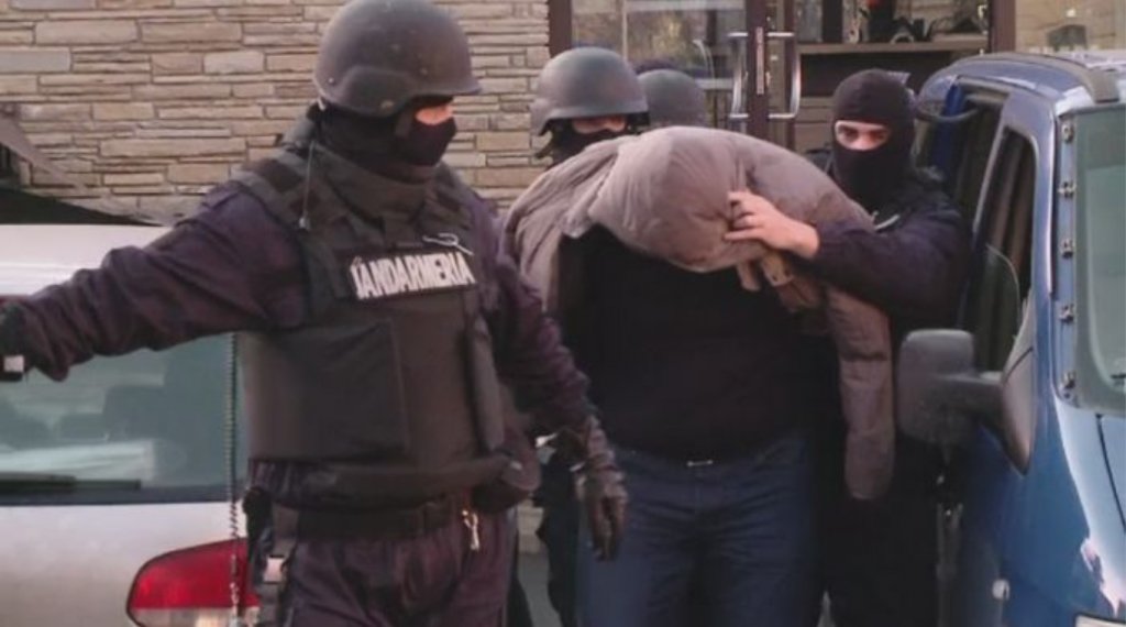Fără milă pentru cămătari: arestări preventive într-un dosar de camătă și șantaj la Cluj, cu un prejudiciu de peste un milion de lei